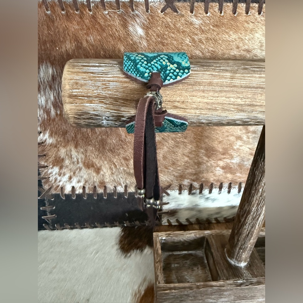 Keep It Gypsy Python Turquoise Cowhide Pattern Pe… - image 3